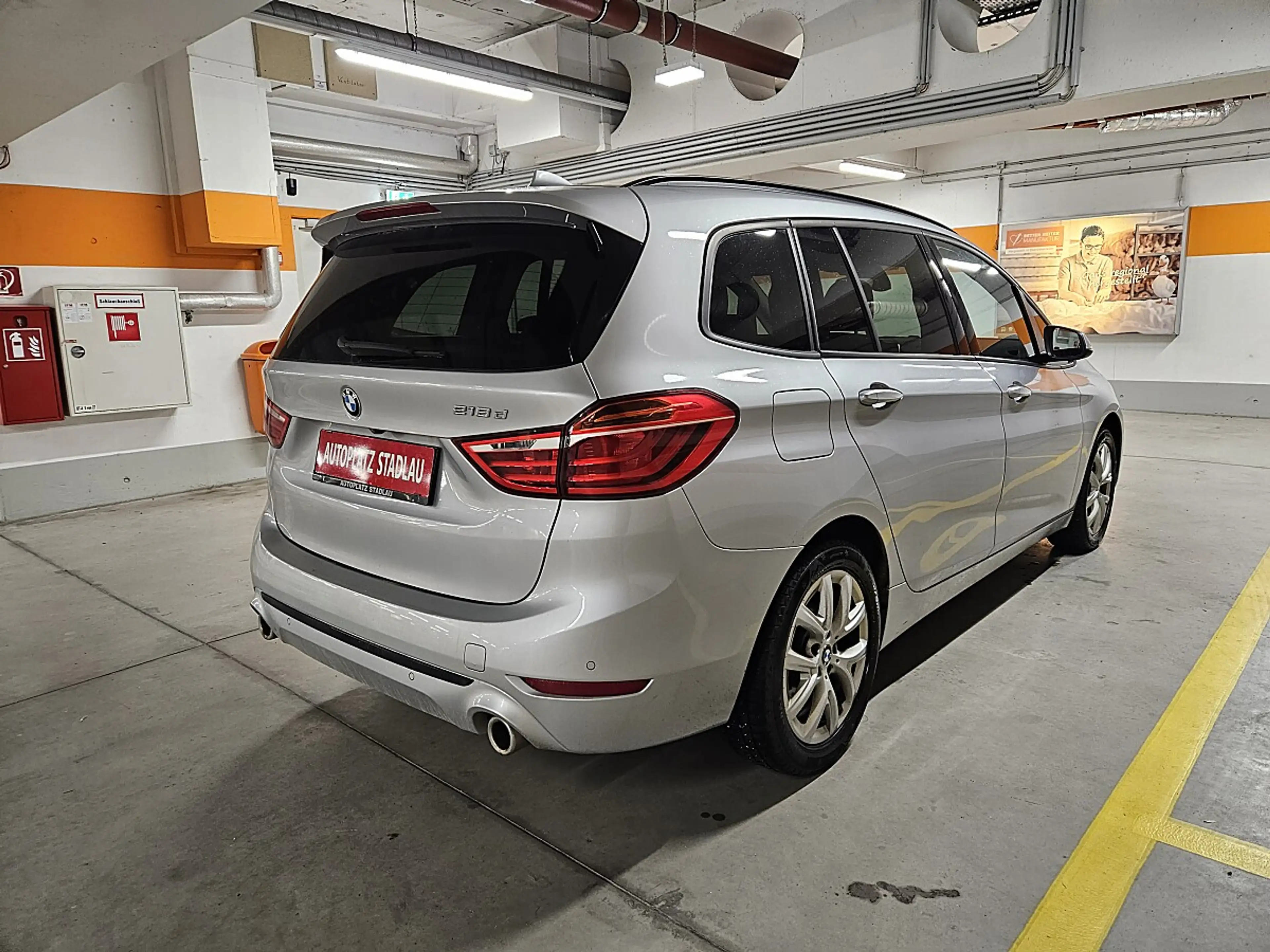 BMW 218 d Gran Tourer Sport Line Aut. — photo 6