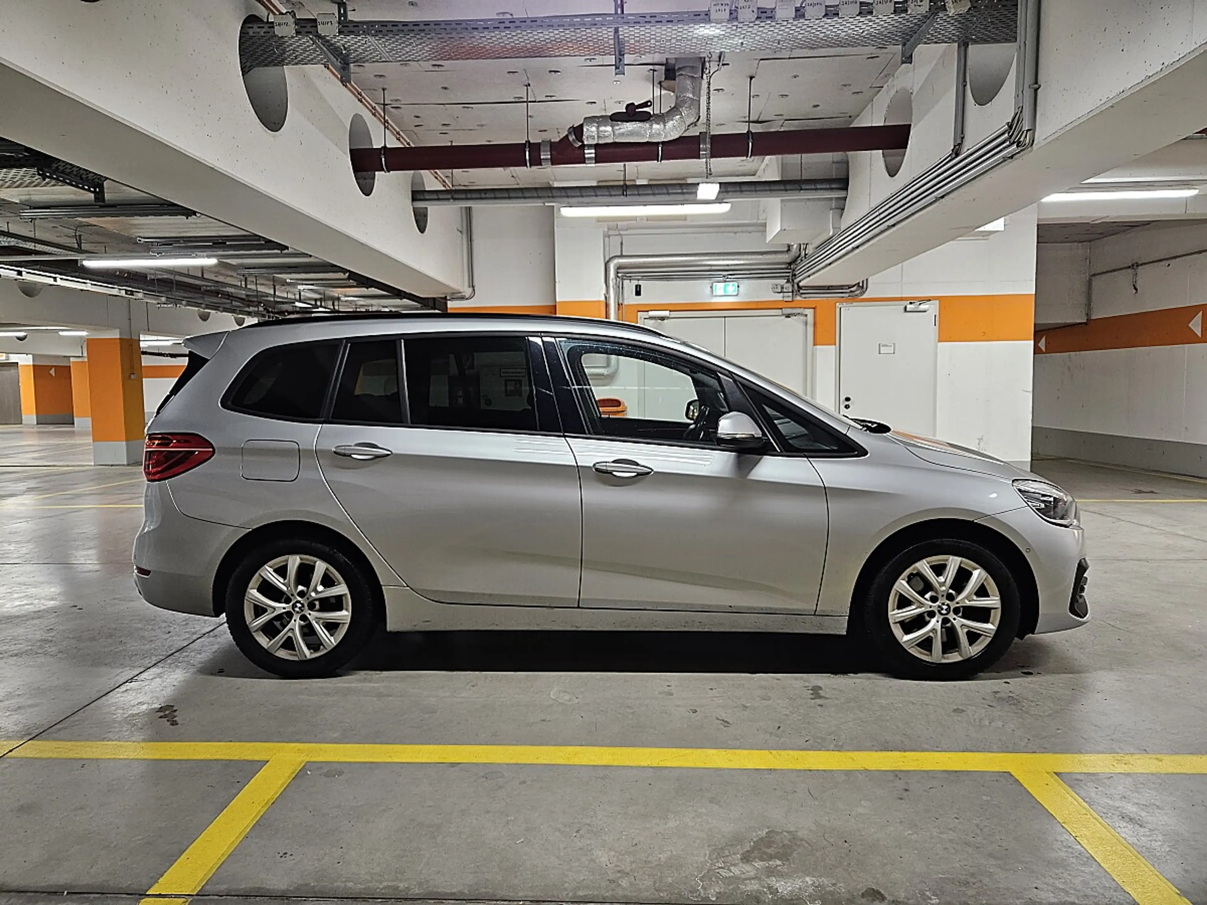 BMW 218 d Gran Tourer Sport Line Aut. — photo 5