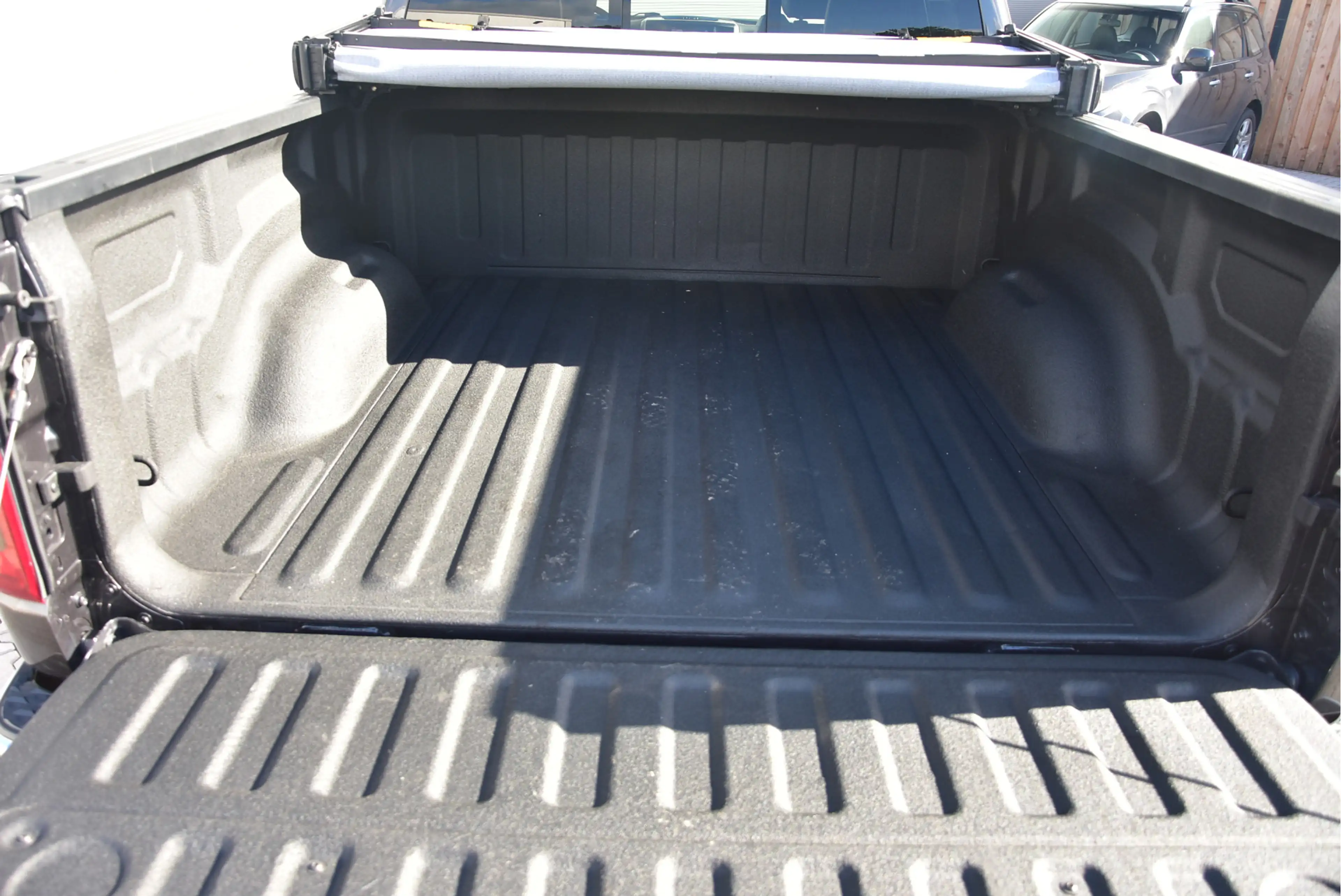 Dodge RAM 1500 5.7 Hemi Crew Cab Laramie — photo 14