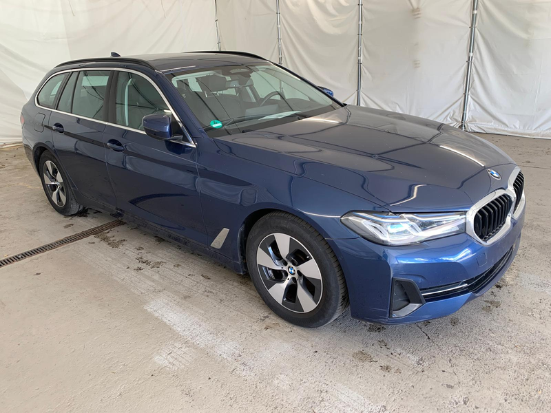 BMW 520 d T LASER/COCKP-PRO/ACC/LEDER/SITZKLIMA/HUD — photo 2