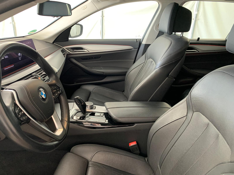 BMW 520 d T LASER/COCKP-PRO/ACC/LEDER/SITZKLIMA/HUD — photo 10