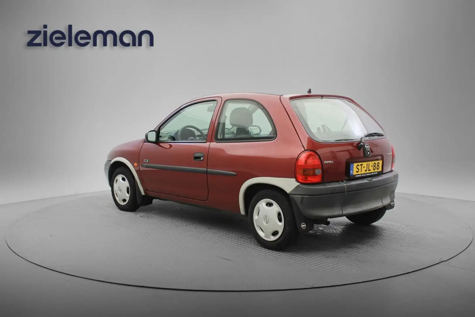 Opel Corsa 1.2i Eco - Nieuwe APK Rouge - 2