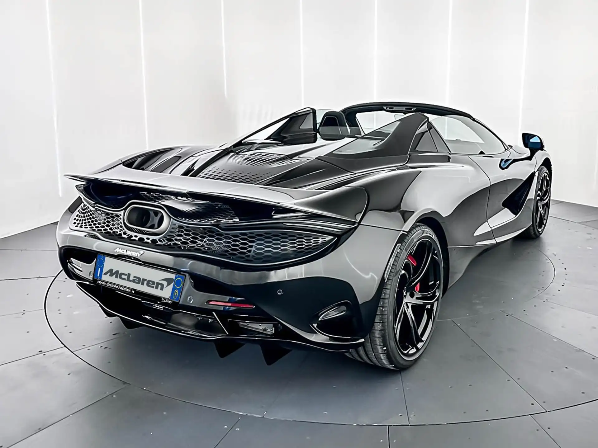 맥라렌 750S 750 2026 실버 사진 8