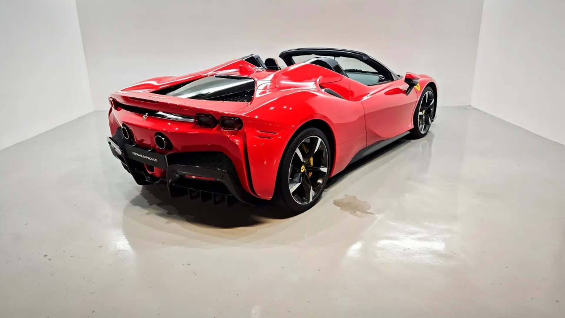 Ferrari SF90 Spider Rojo - 2