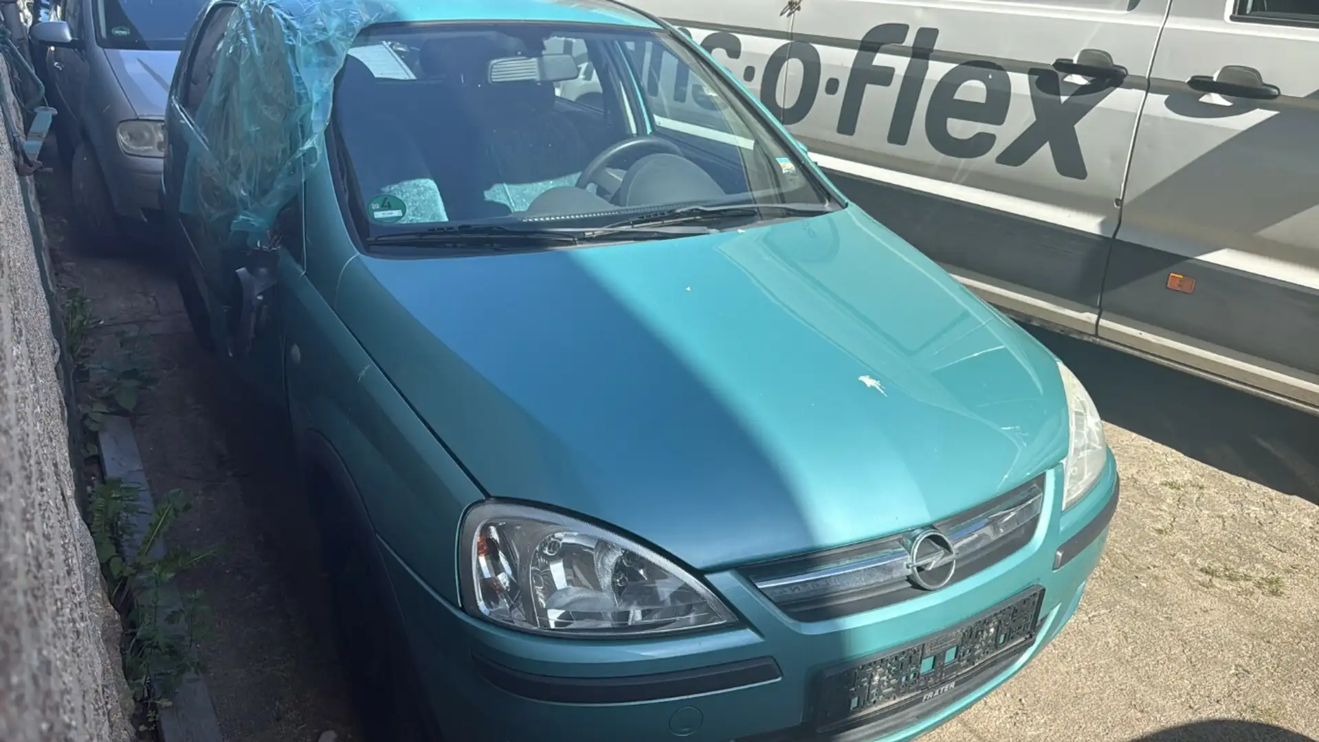 Opel Corsa Enjoy Silber - 1