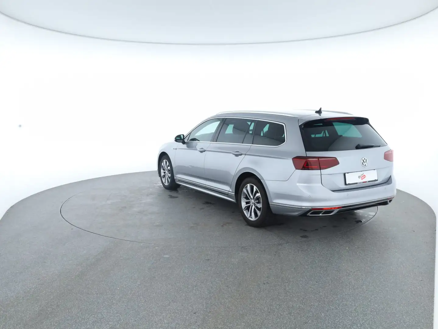 Volkswagen Passat Variant Elegance TDI DSG Silber - 2