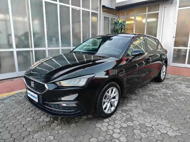SEAT Leon IV 2021 1.0etsi 110cv AUTOMATICA IVA22% DETRAIBILE