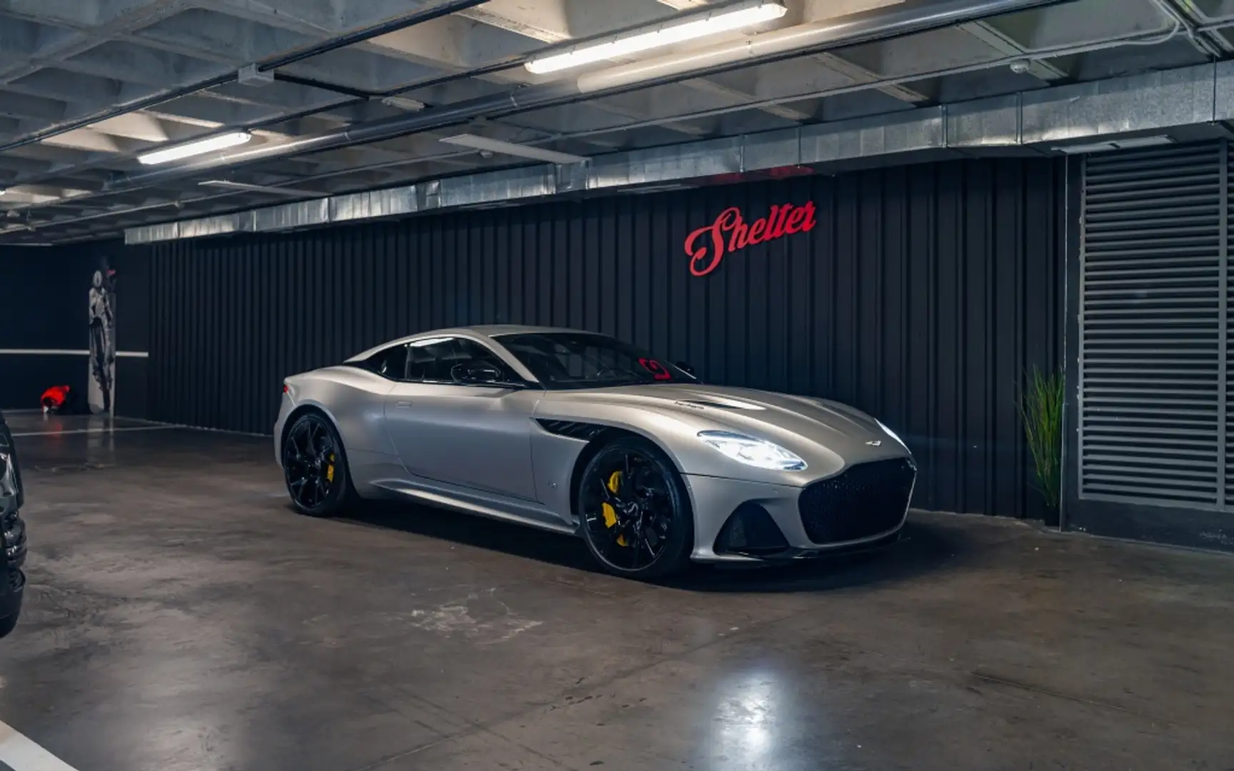 Aston Martin DBS Superleggera Volante Argent - 1