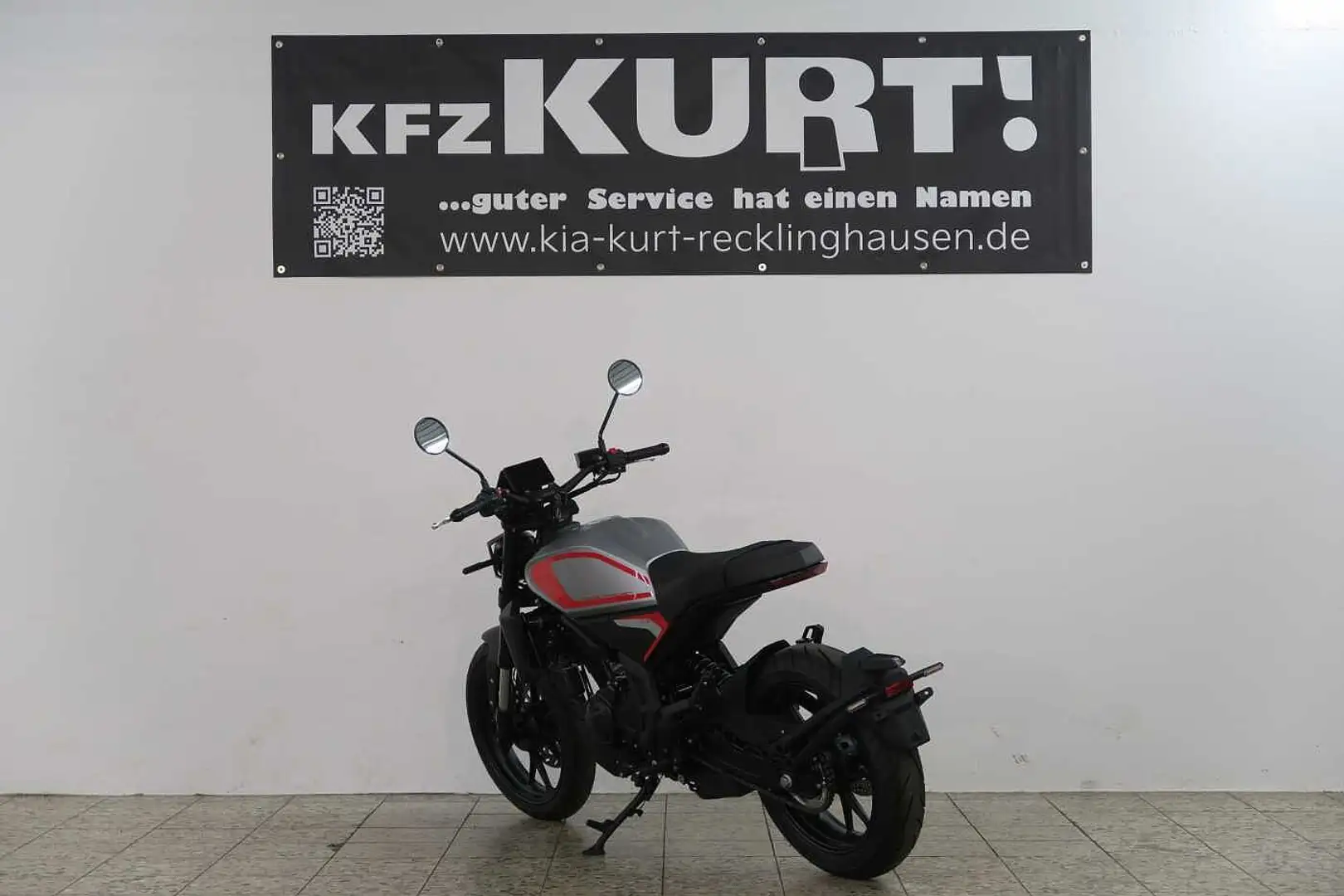 Motobi Motobi DL 125 CAFE RACER silber! Silver - 2