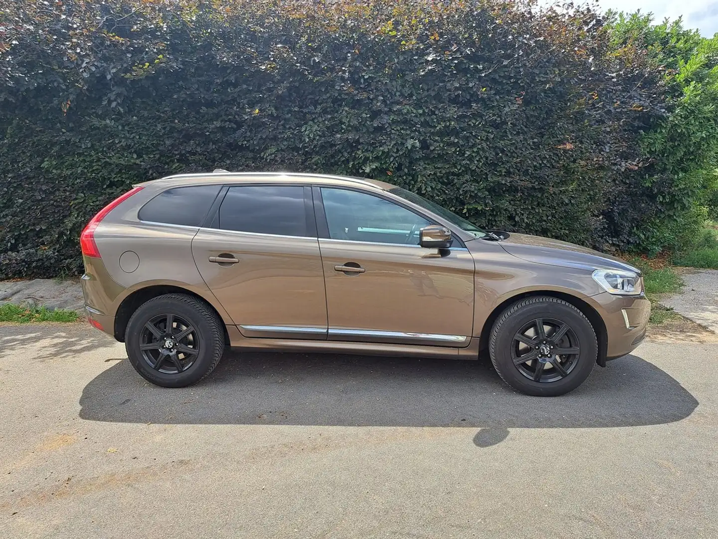 Volvo XC60 XC60 2.0 D4 FWD Summum Marrón - 2