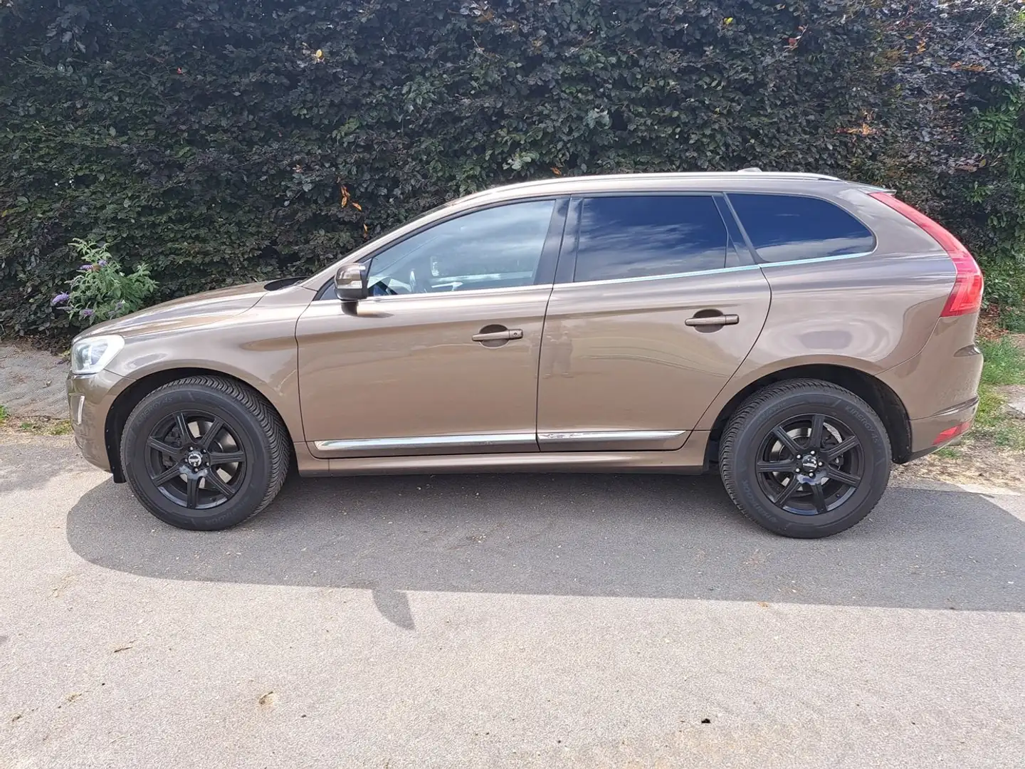 Volvo XC60 XC60 2.0 D4 FWD Summum Marrón - 1