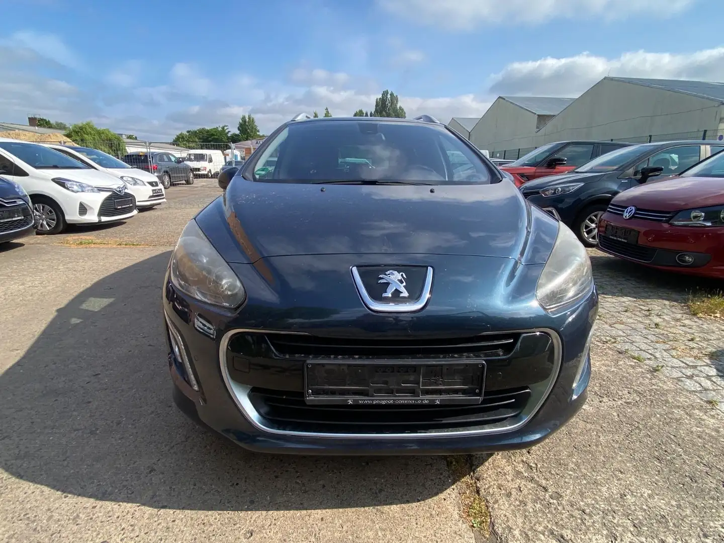 Peugeot 308 SW "Allure" Klima+Xenon+PDC+Panoramadach - 2