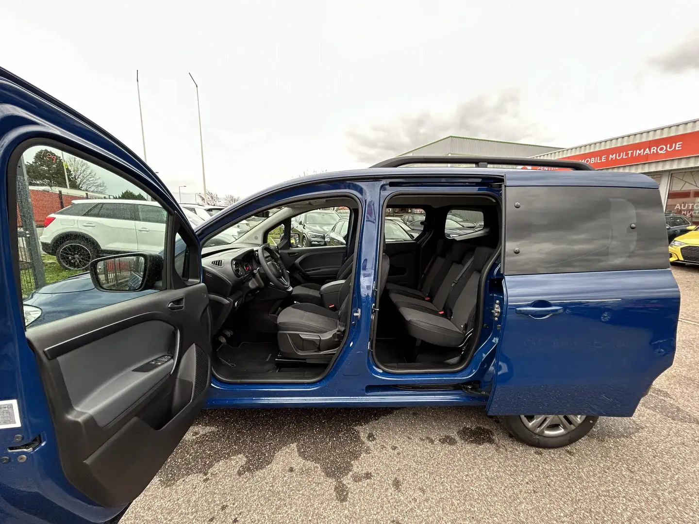 Mercedes-Benz T-Class 160 d Progressive Bleu - 2