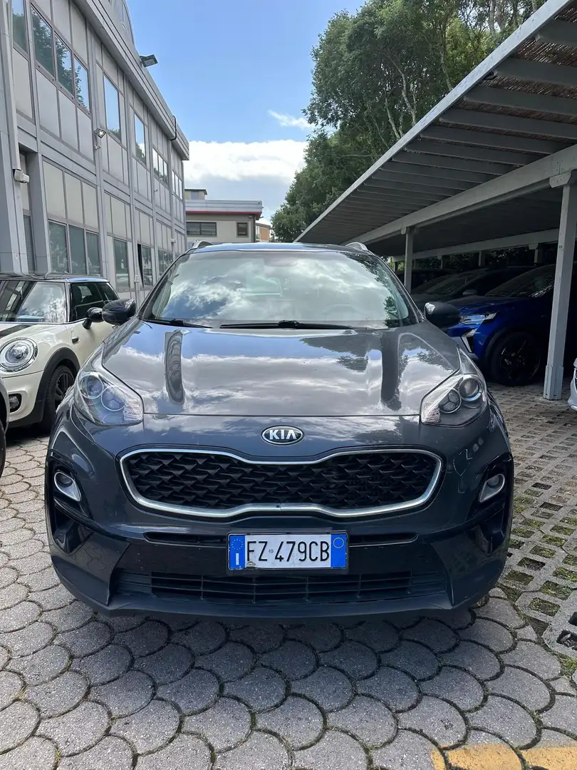 Kia Sportage 1.6 CRDI 115 CV 2WD Business Class Gris - 1
