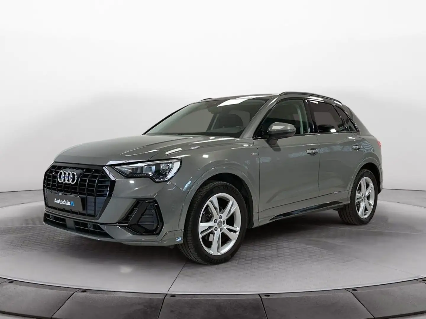Audi Q3 35 1.5 tfsi mhev S line Edition Grigio - 1