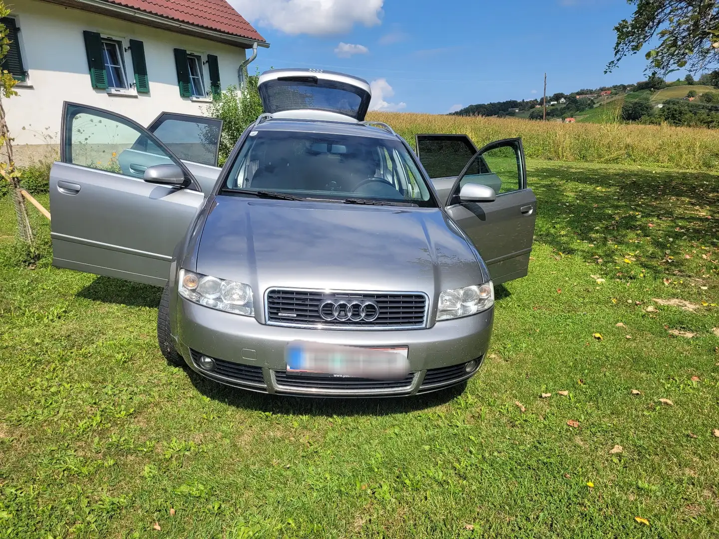 Audi A4 Avant 1.9 TDI Quattro Grau - 1