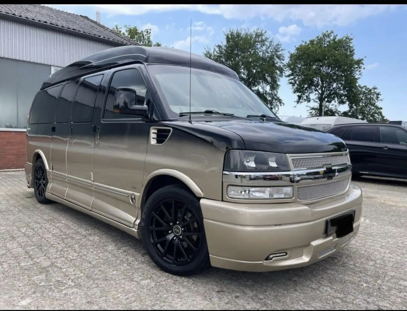 Chevrolet Express Limeted LE 1500 AWD Schwarz - 2