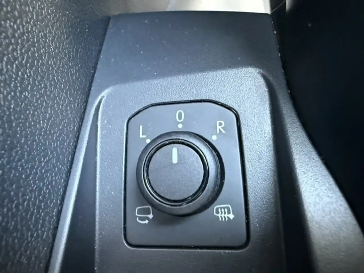 Volkswagen T-Cross 1.0 TSI, миниатюра 17