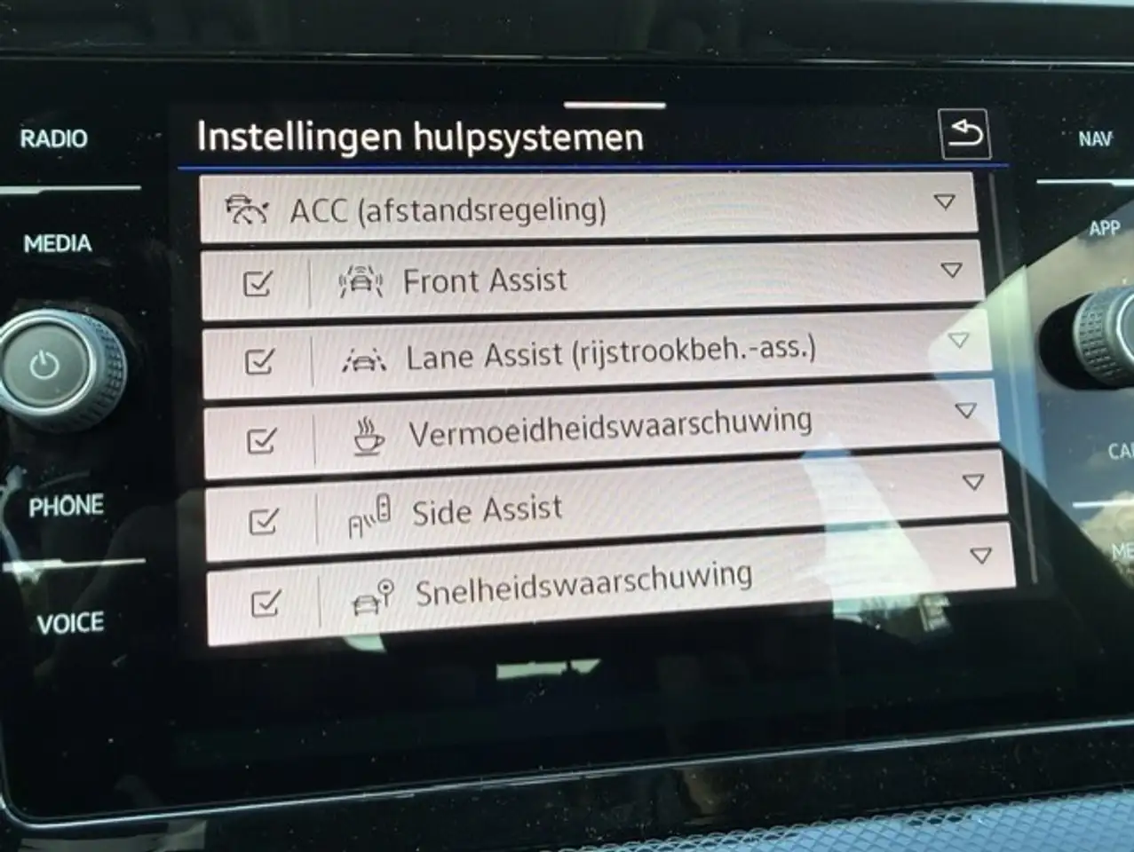 Volkswagen T-Cross 1.0 TSI, миниатюра 13