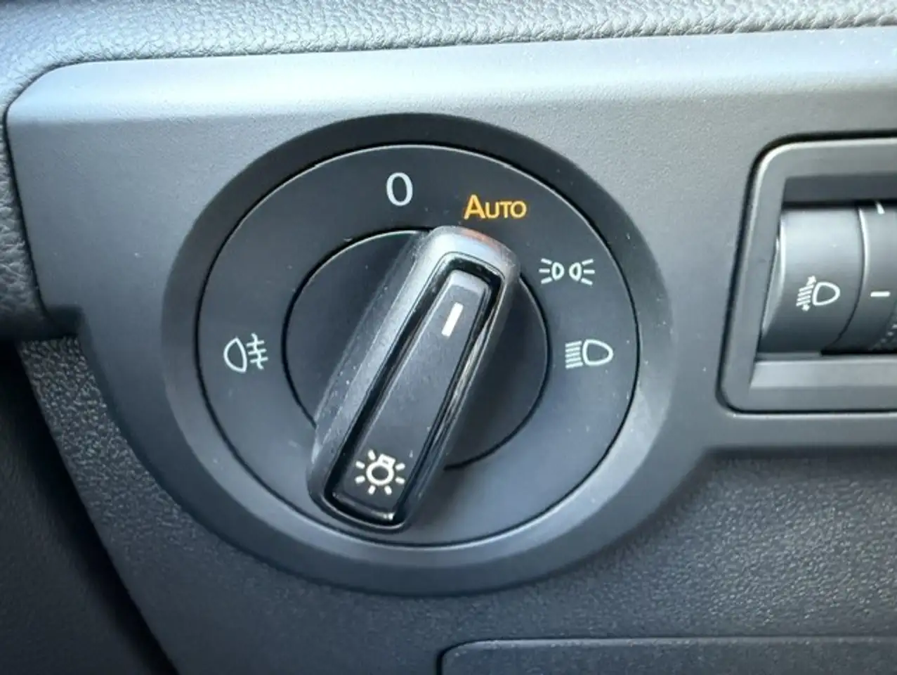 Volkswagen T-Cross 1.0 TSI, миниатюра 16