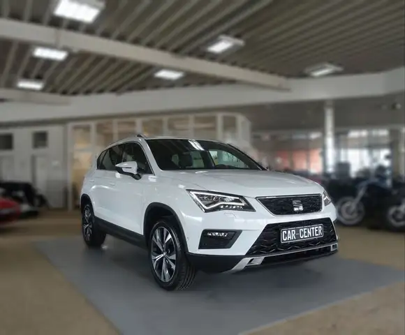 Seat Ateca 1.5 TSI Xcellence; LED/ NAV/ KAM/ AHK/ 1HD