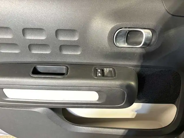 Citroen C3 view 10