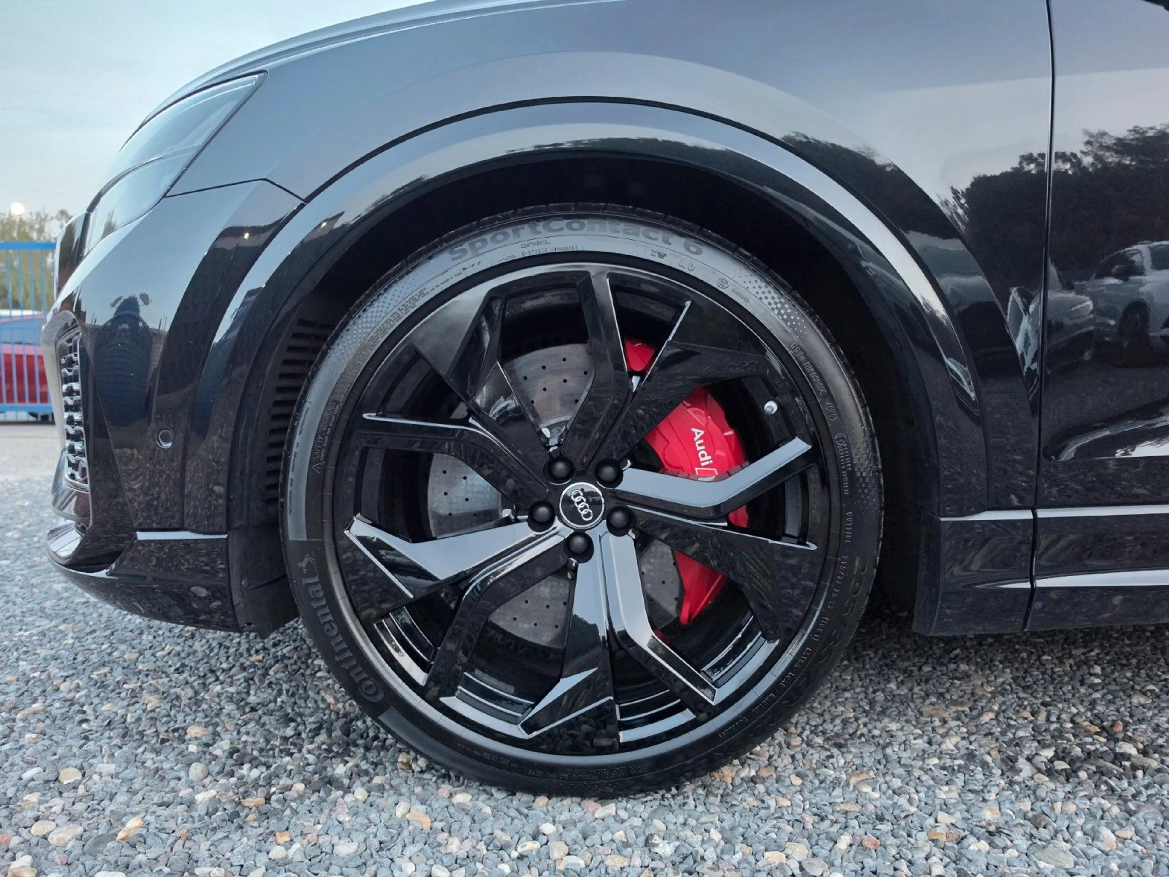 Audi RS Q8 4.0 TFSI QUATTRO KERAMIK B&O PANO 23 INCH / — photo 7