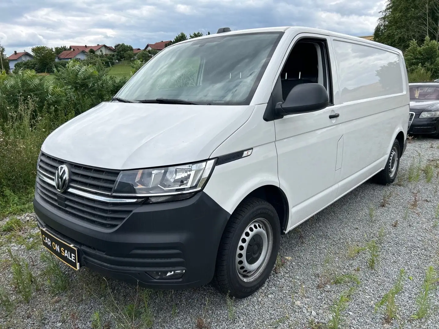 Volkswagen T6 Transporter 2.0 TDI lang Sortimo Weiß - 1