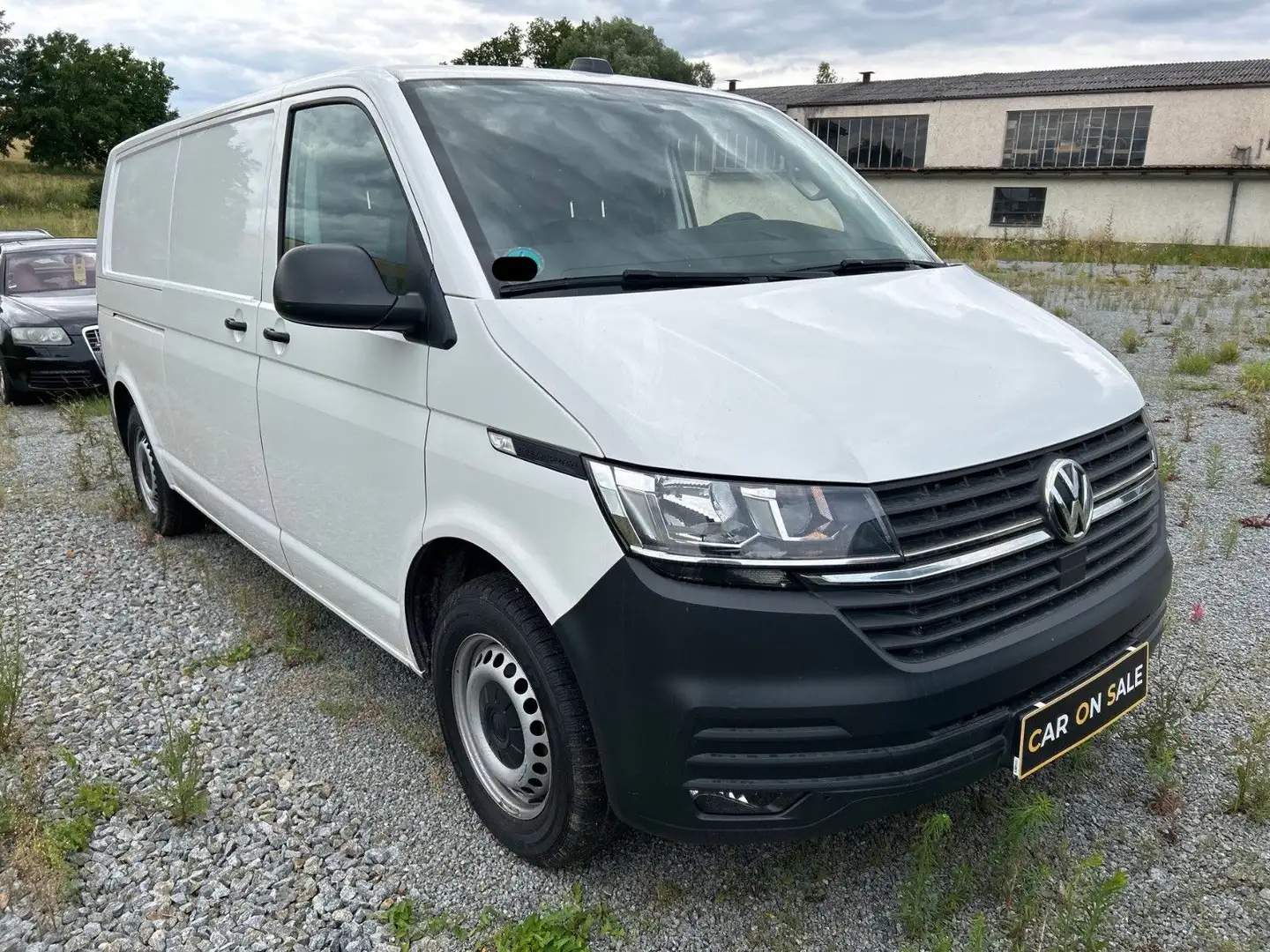 Volkswagen T6 Transporter 2.0 TDI lang Sortimo Weiß - 2