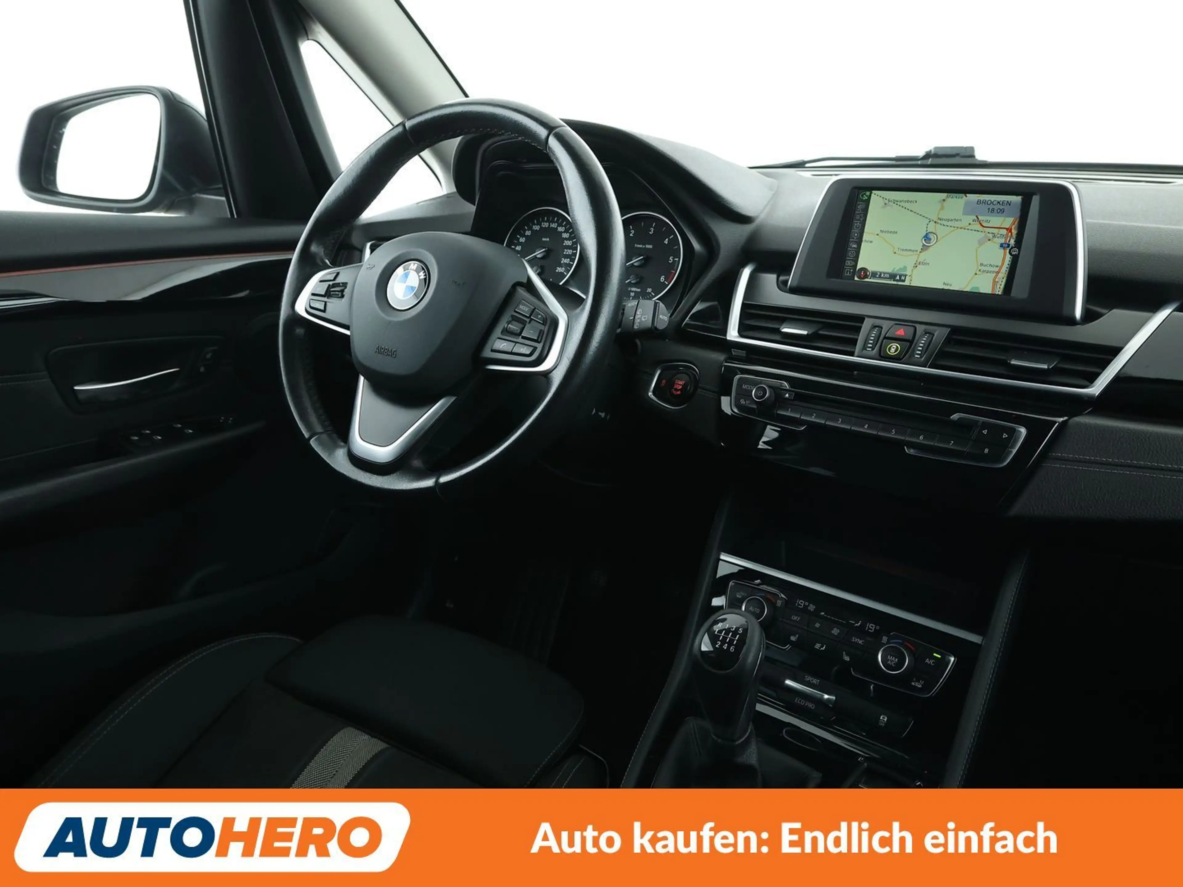 BMW 218 218d Active Tourer Sport Line *NAVI*LED*TEMPO*PDC* — photo 13