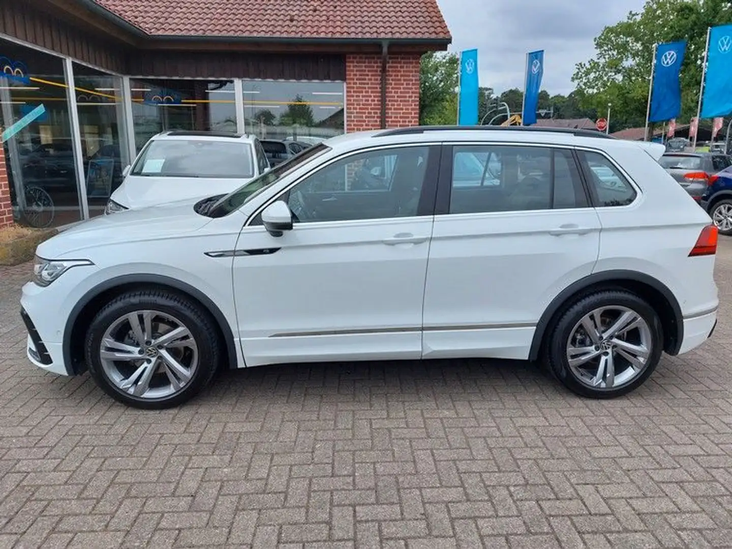 Volkswagen Tiguan 1,5 TSI R-Line *LED*NAVI*Kamera* Blanco - 2