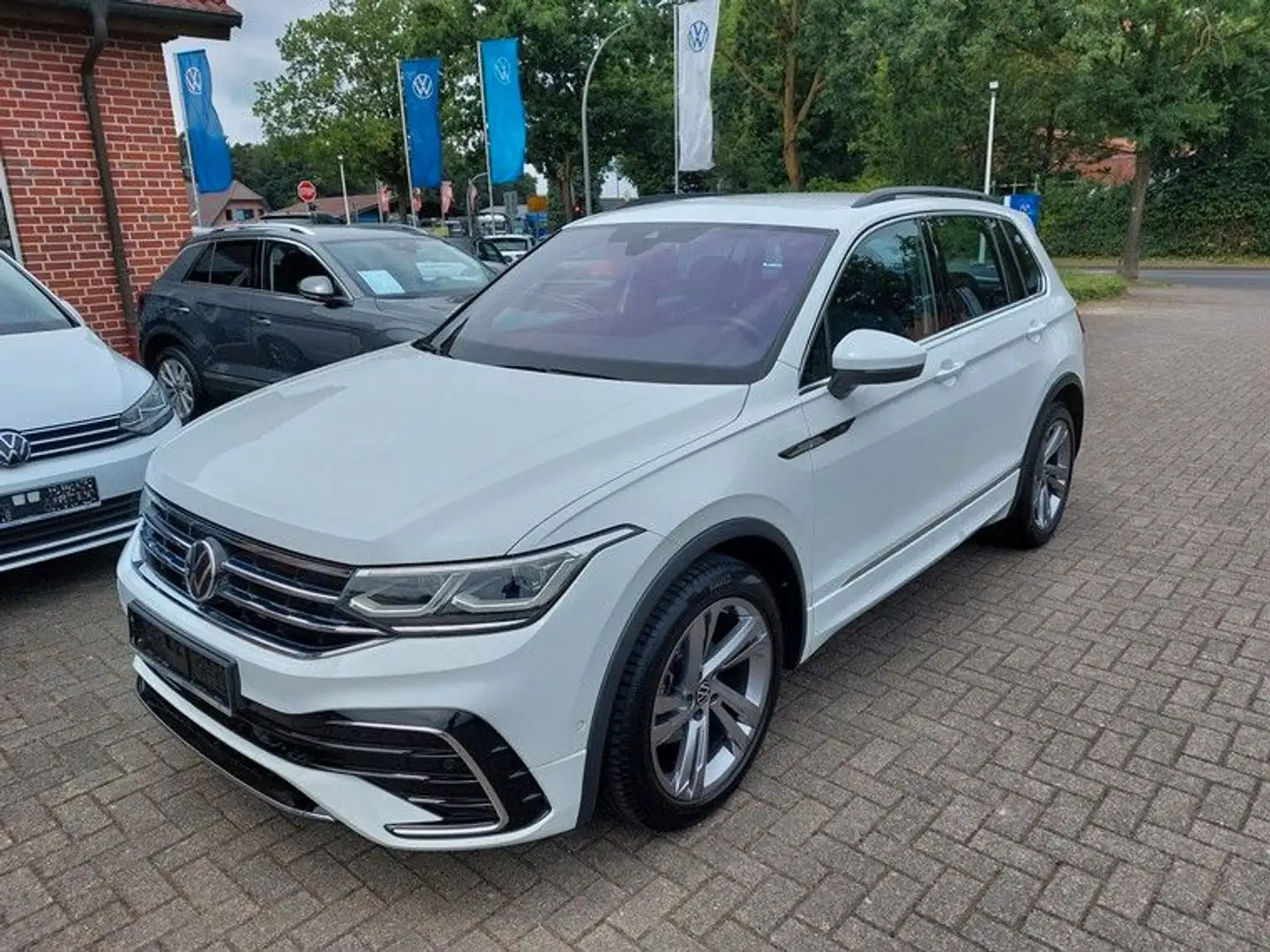 Volkswagen Tiguan 1,5 TSI R-Line *LED*NAVI*Kamera* Blanco - 1