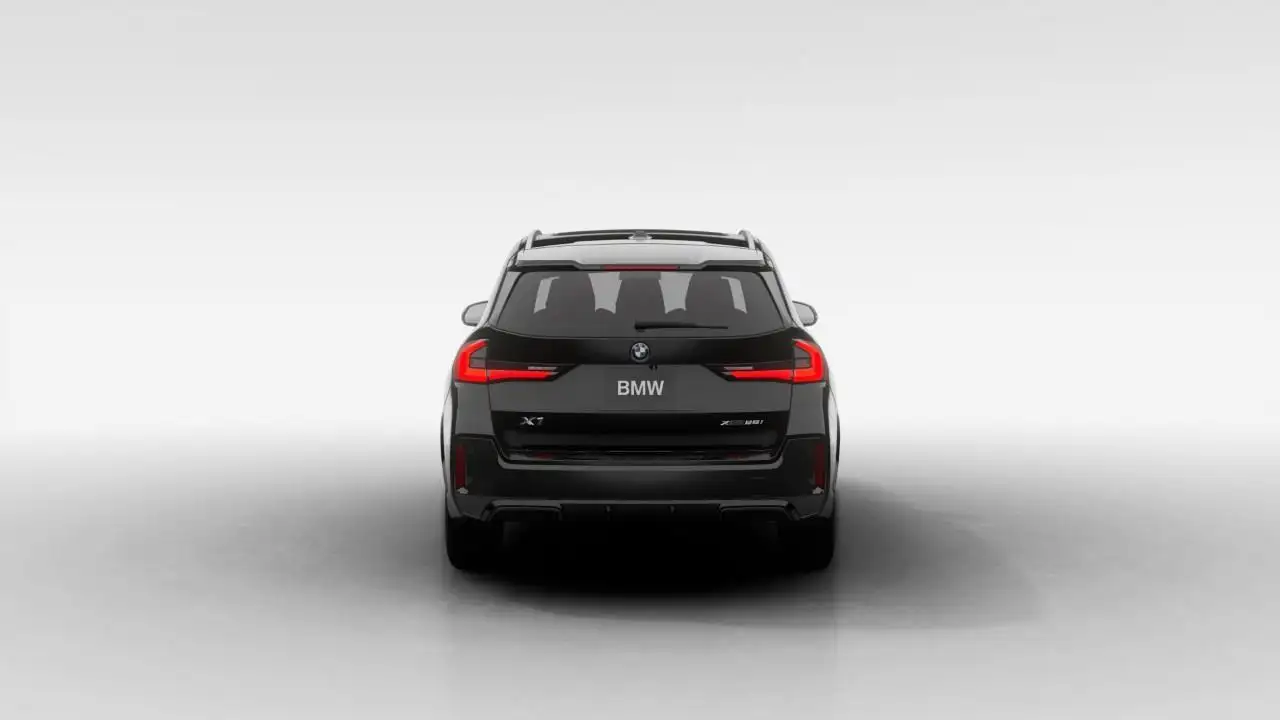 BMW X1 снимка BMW X1