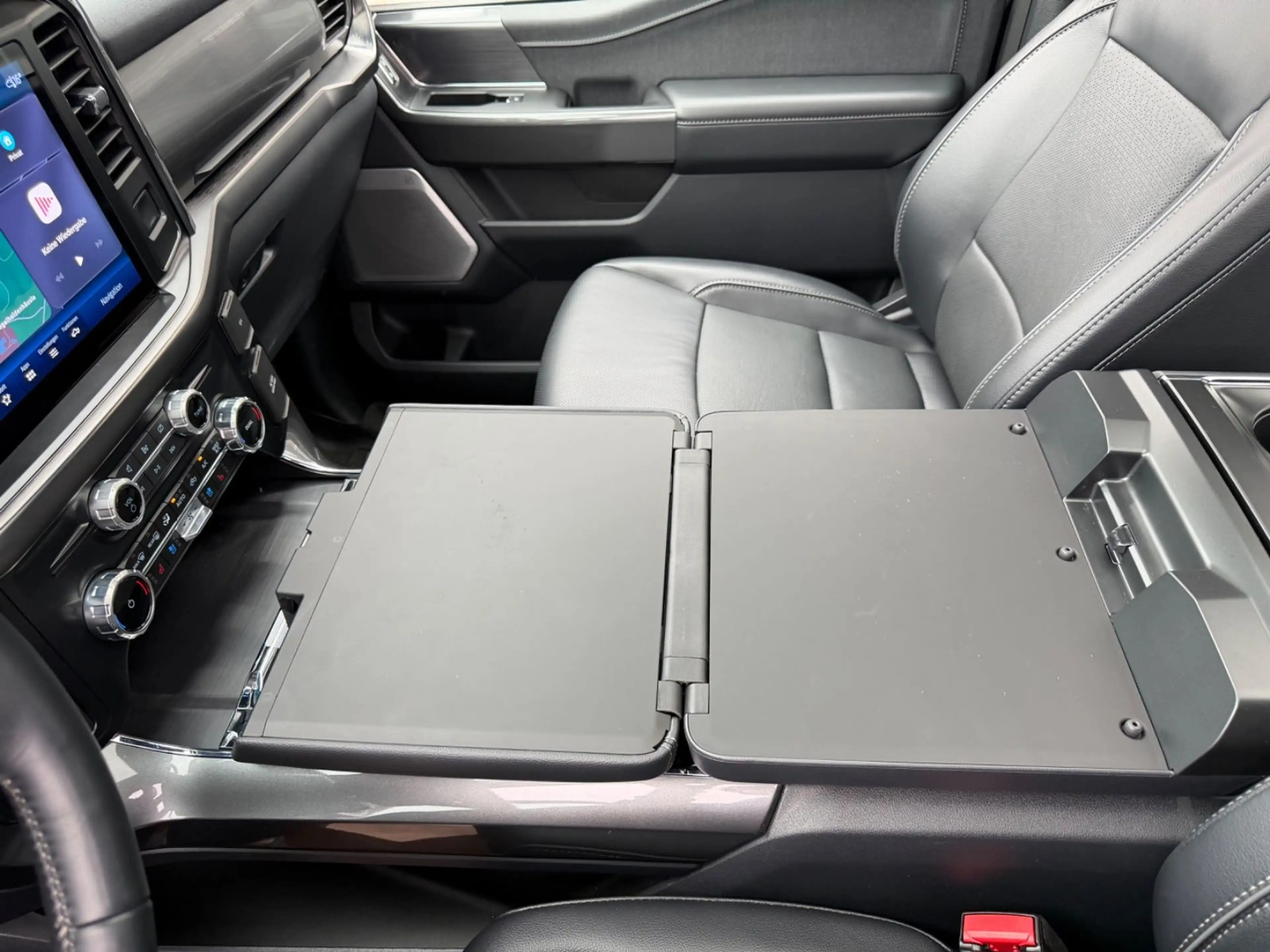 Ford F 150 Lariat 5.0l V8 Black Edition 298KW 4x4 Aut — photo 17
