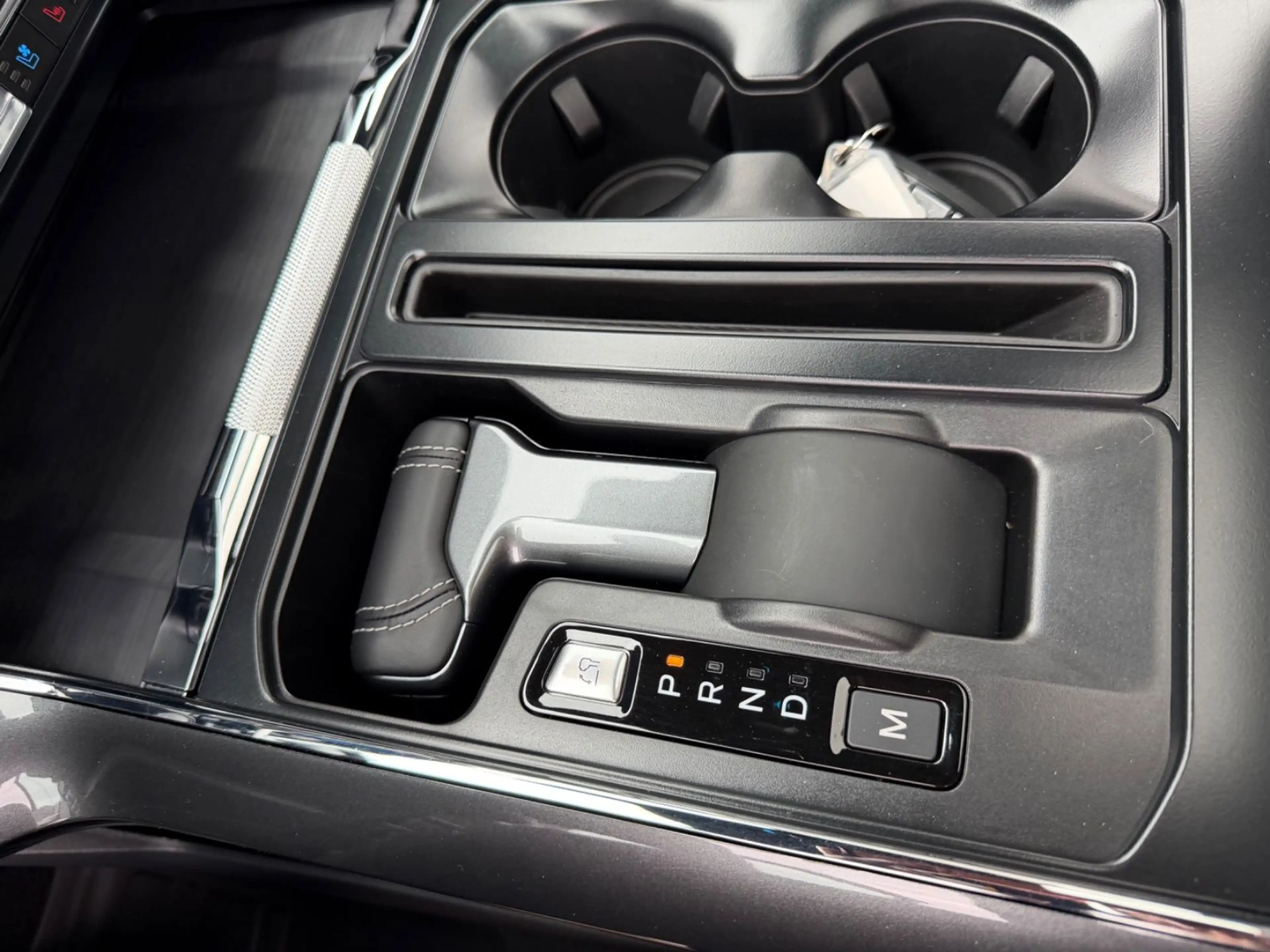 Ford F 150 Lariat 5.0l V8 Black Edition 298KW 4x4 Aut — photo 12