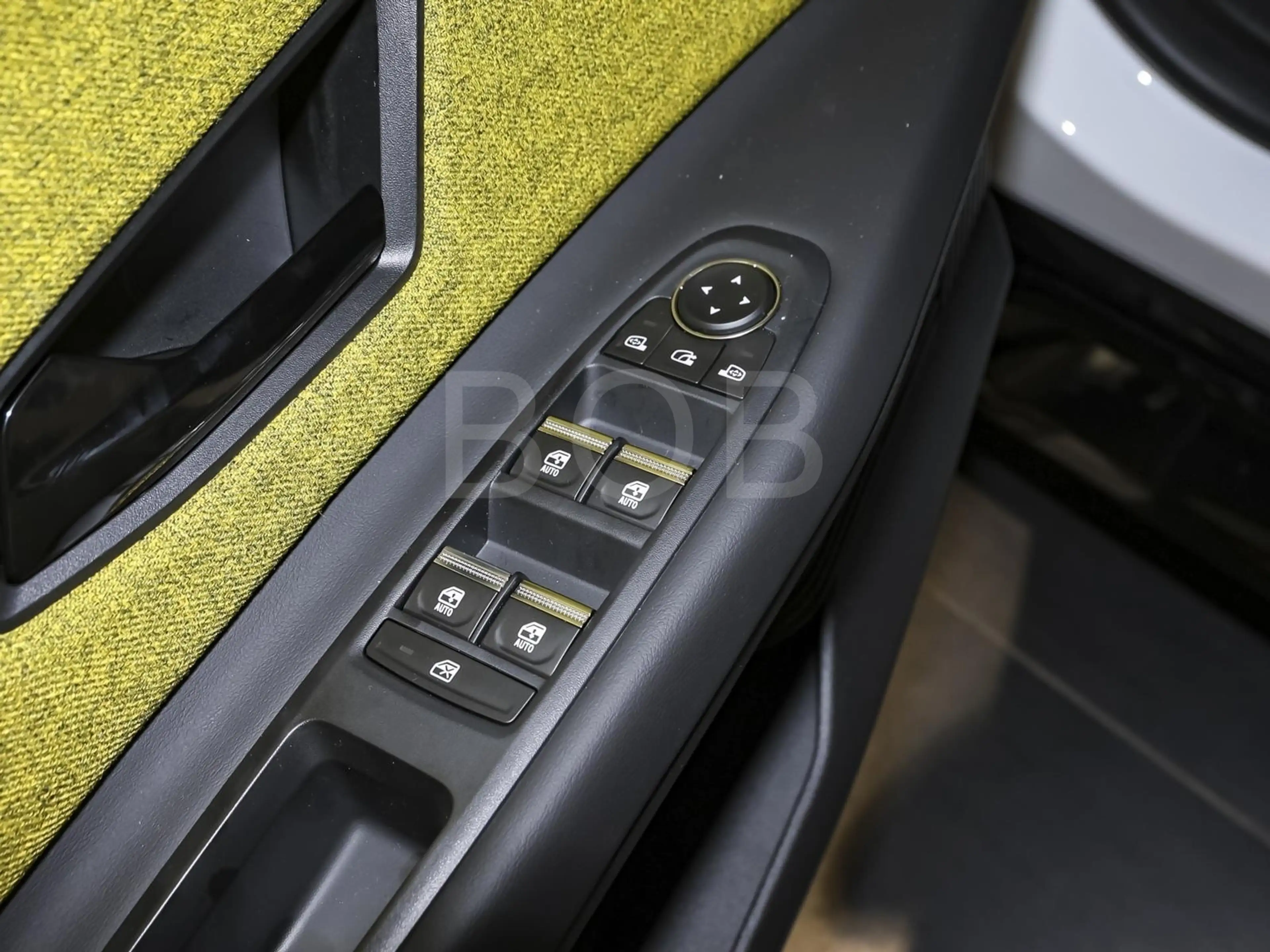 Renault R 5 Iconic Five 120 Urban Range NAVI SHZ PDC BT — photo 9