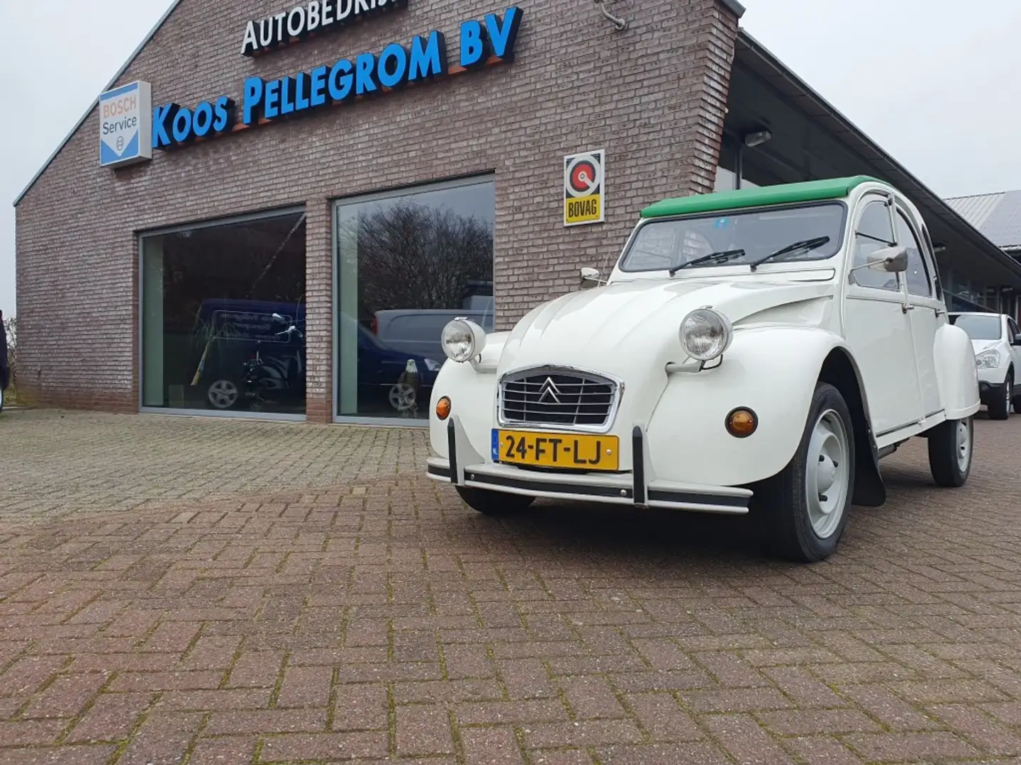 Citroen 2CV 2CV6 SPECIAL Blanco - 1