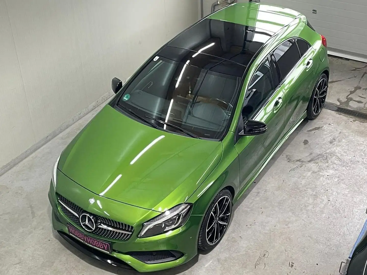 Mercedes-Benz A 180 BlueEfficiency Edition Grün - 1