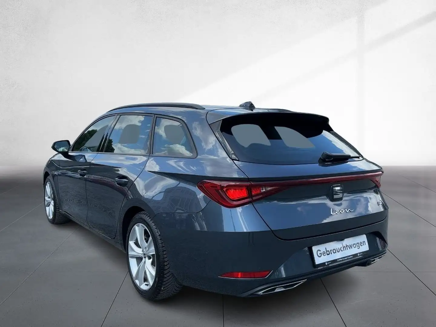 SEAT Leon Sportstourer FR 1.5 eTSI DSG LED APP KAMERA Grau - 2