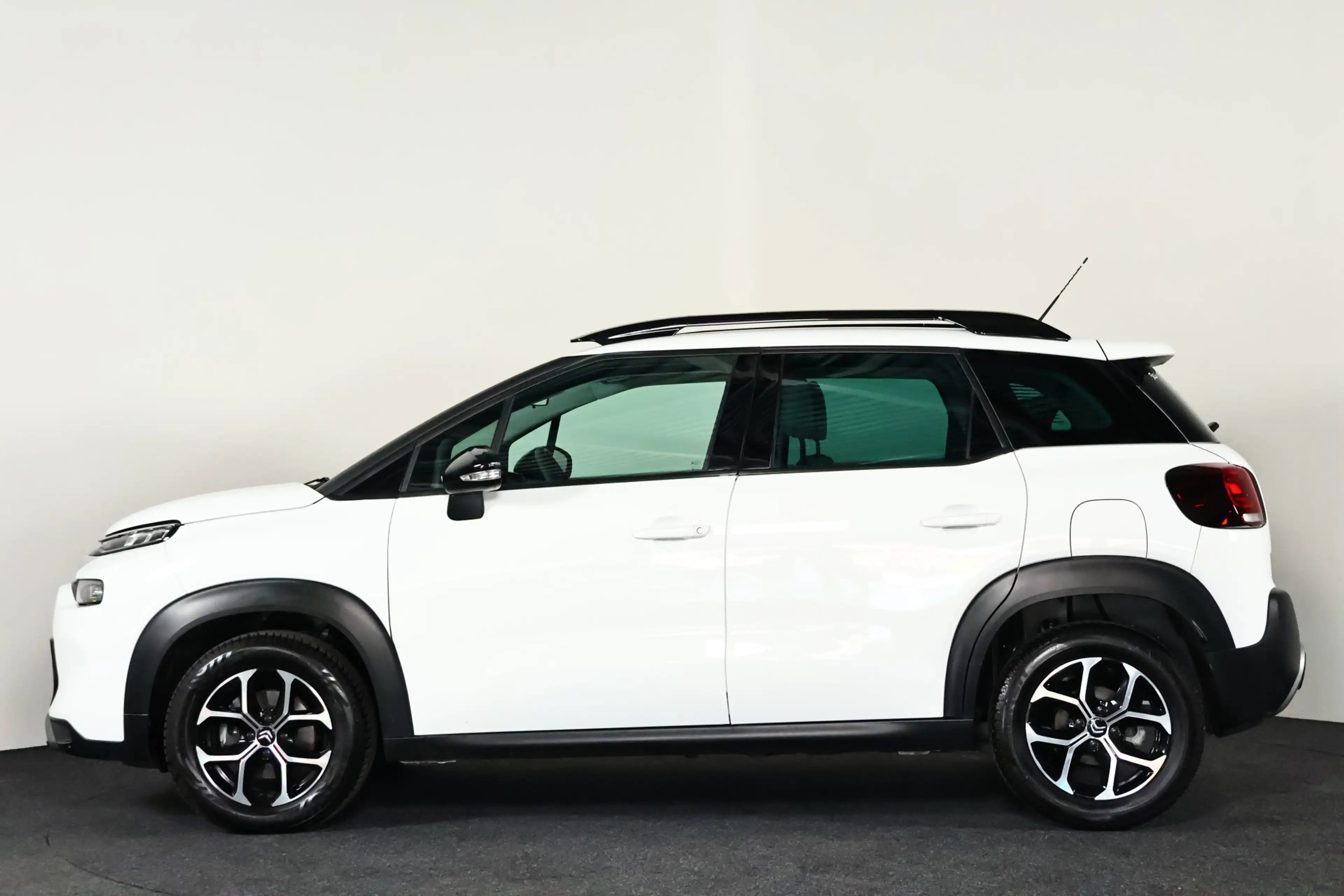 Citroen C3 Aircross 1.2 PureTech Shine / Automaat / Carplay / Cruise c — photo 28