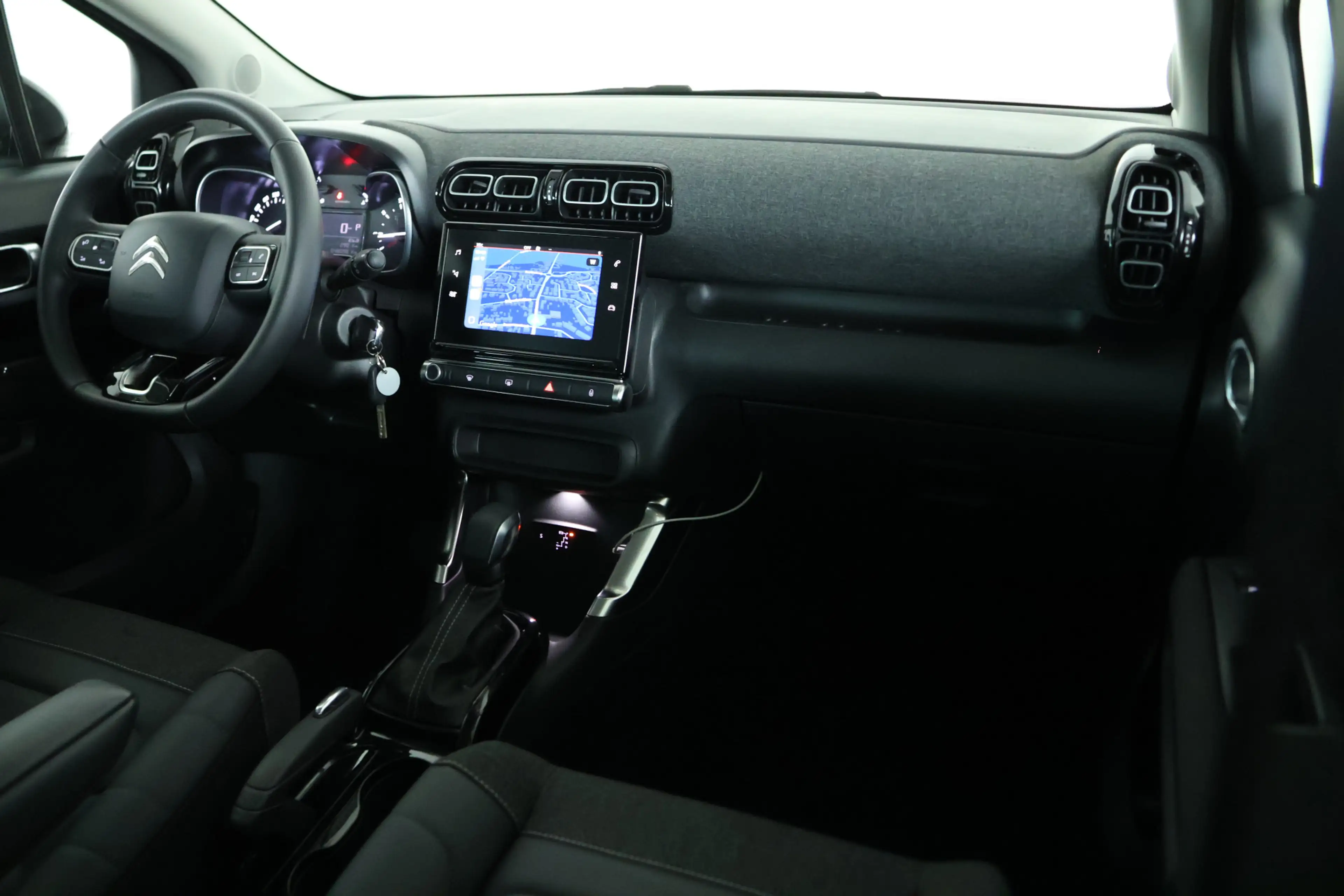 Citroen C3 Aircross 1.2 PureTech Shine / Automaat / Carplay / Cruise c — photo 3