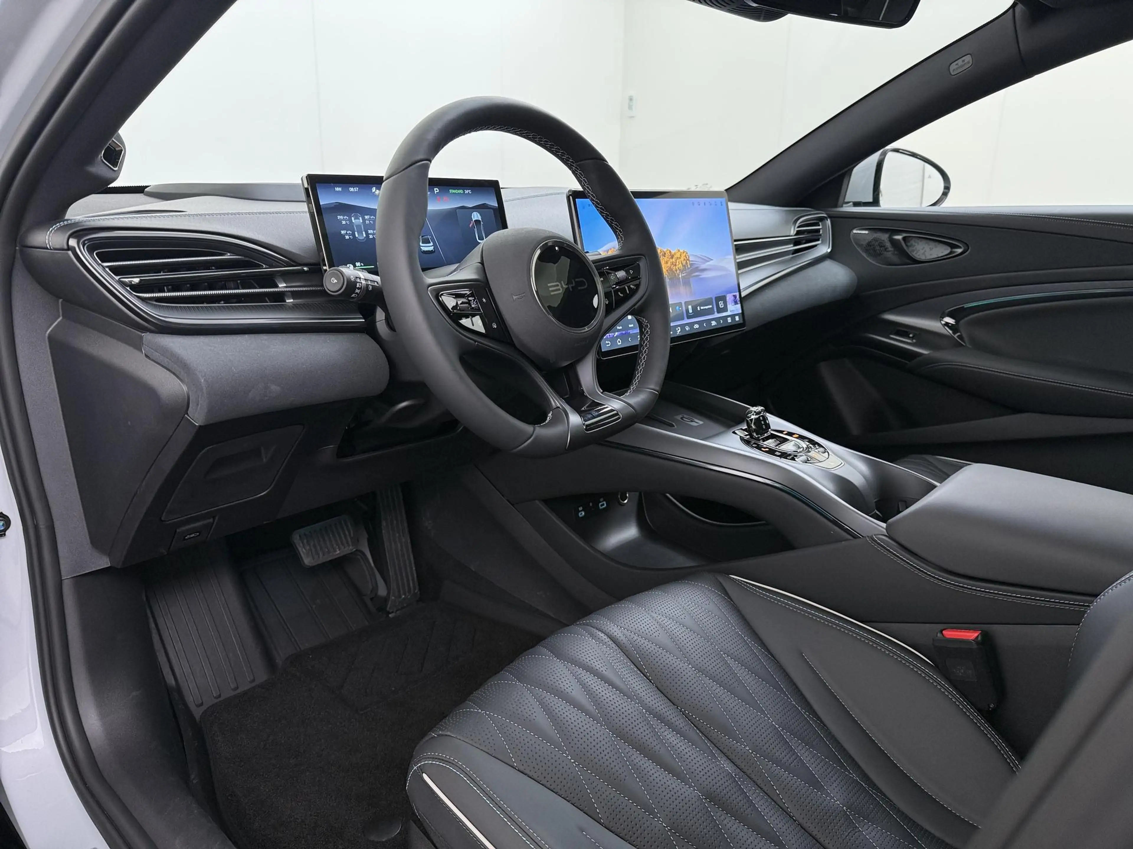 BYD Seal Excellence AWD 82.5 kWh Panorama | 360 Camera | Ca — photo 12