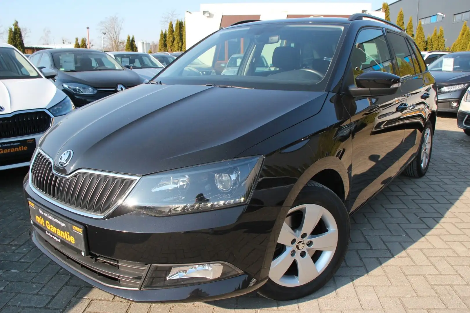 Skoda Fabia Combi Style DSG Klimaautom./Sitzhz/PDC/Alu Schwarz - 1
