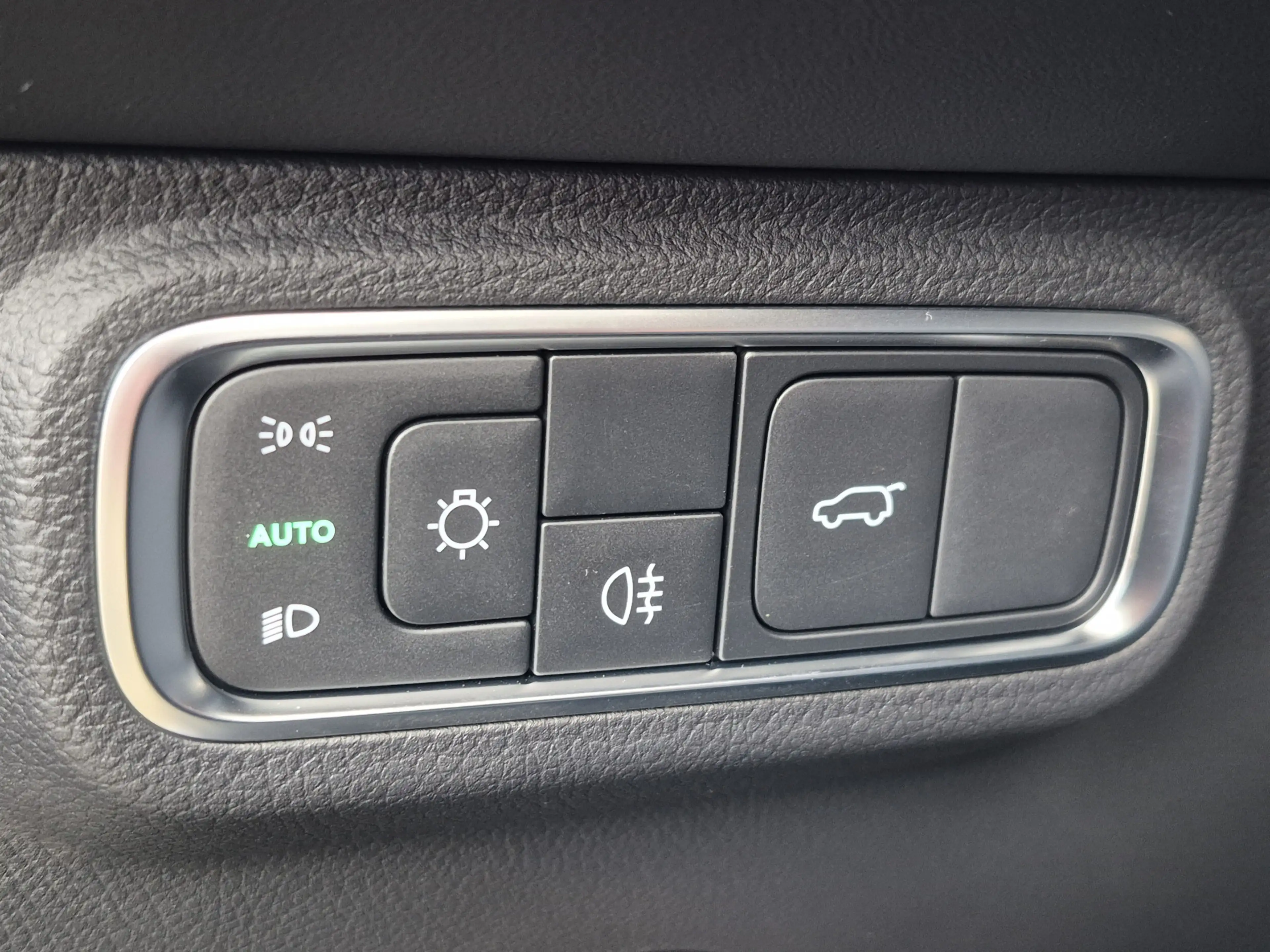 Omoda 5 1.6 T-GDi SHS-H Premium Full Hybride met Navigatie — photo 12