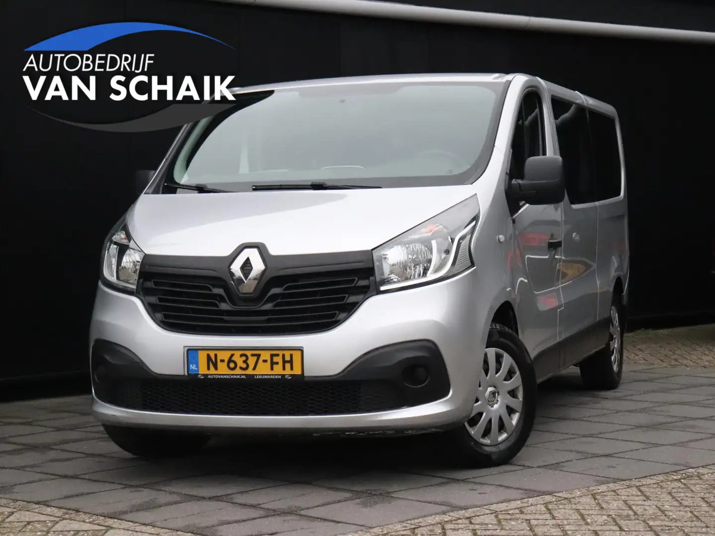 Renault Trafic Passenger 1.6 dCi Grand Authentique Energy | 9 PER Grijs - 1