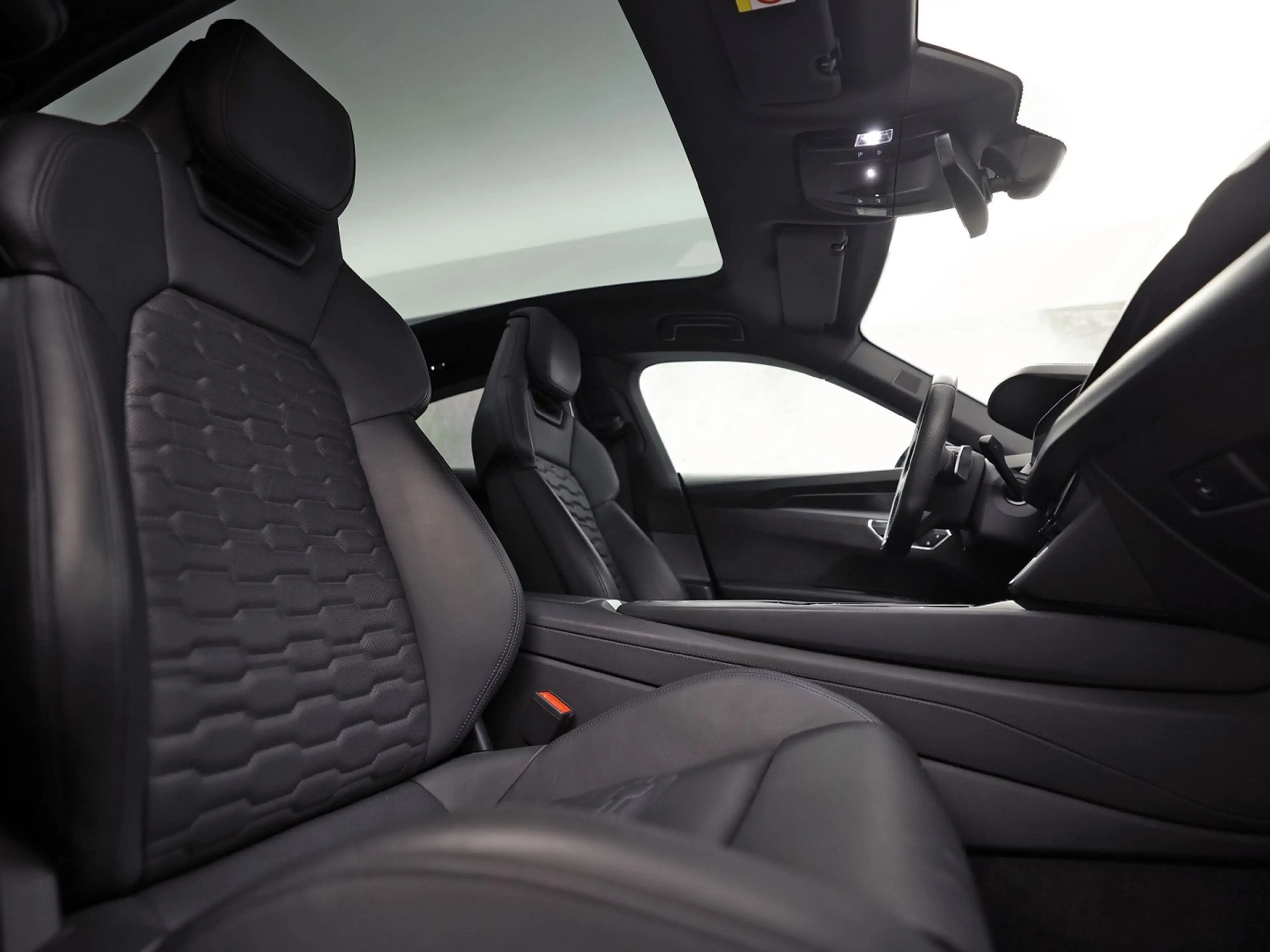Audi e-tron GT GT 93 kWh Automaat 476Pk (APPLE CARPLAY, 360 CAMER — photo 8