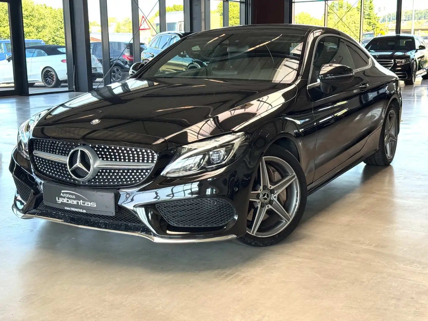 Mercedes-Benz C 250 Coupe AMG Pano AHK KEYLESS Spurpaket Ambientenbele Noir - 1
