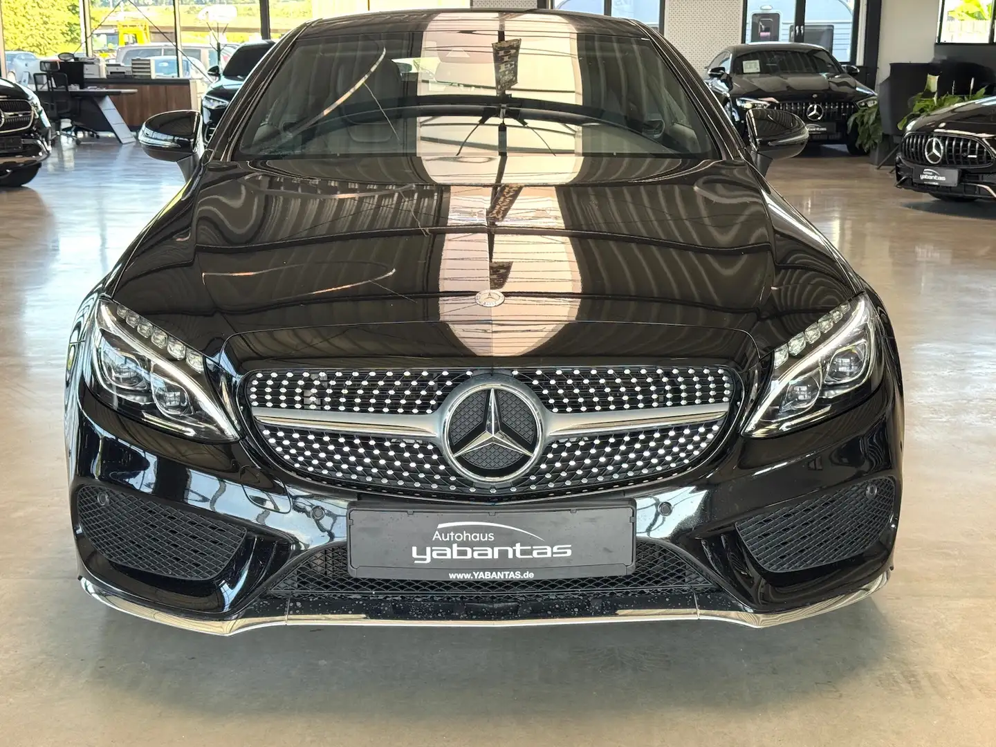 Mercedes-Benz C 250 Coupe AMG Pano AHK KEYLESS Spurpaket Ambientenbele Noir - 2
