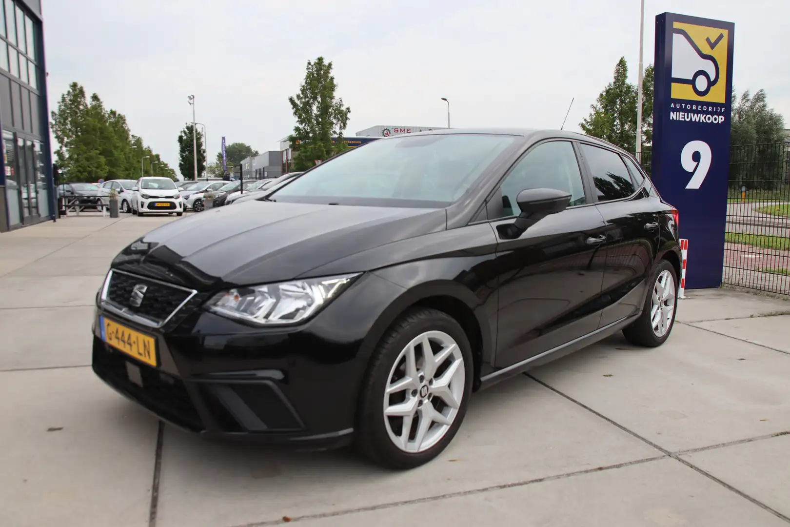 SEAT Ibiza 1.0 TSI Style Business Int. FR LMV, Carplay-Camera Noir - 1