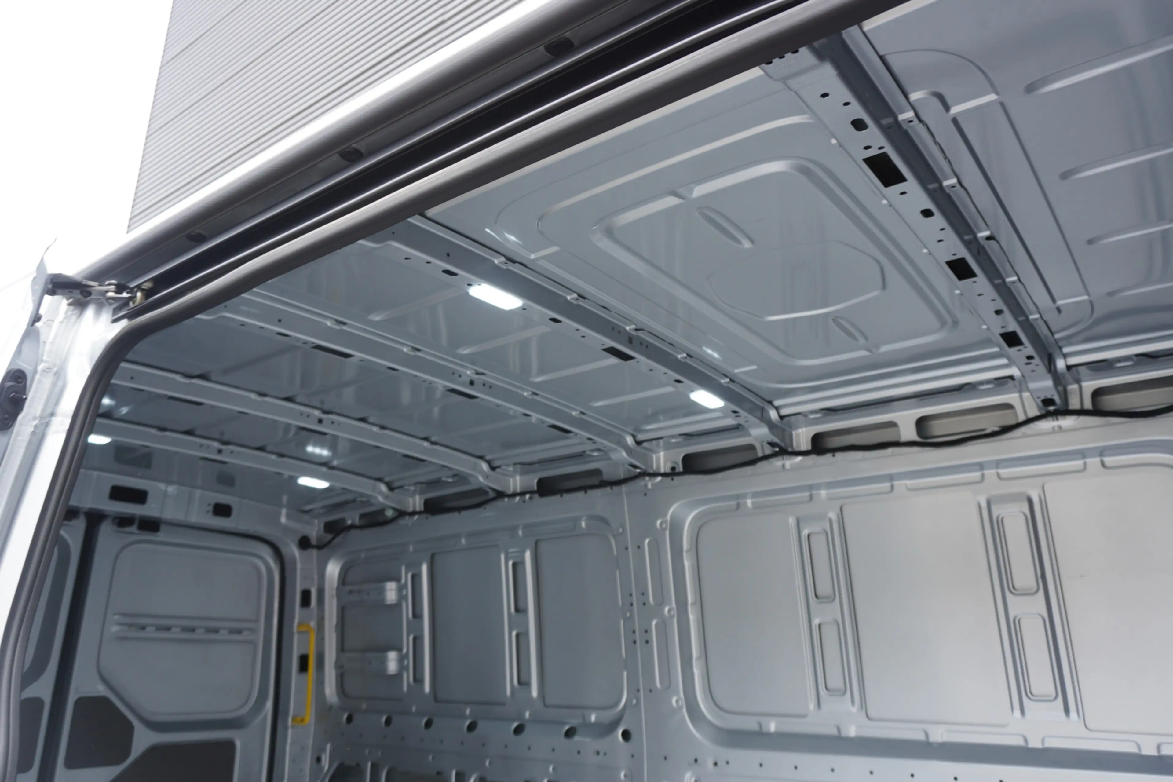 Volkswagen Crafter 180pk Automaat LED Apple Carplay ACC Cruise contro — photo 13